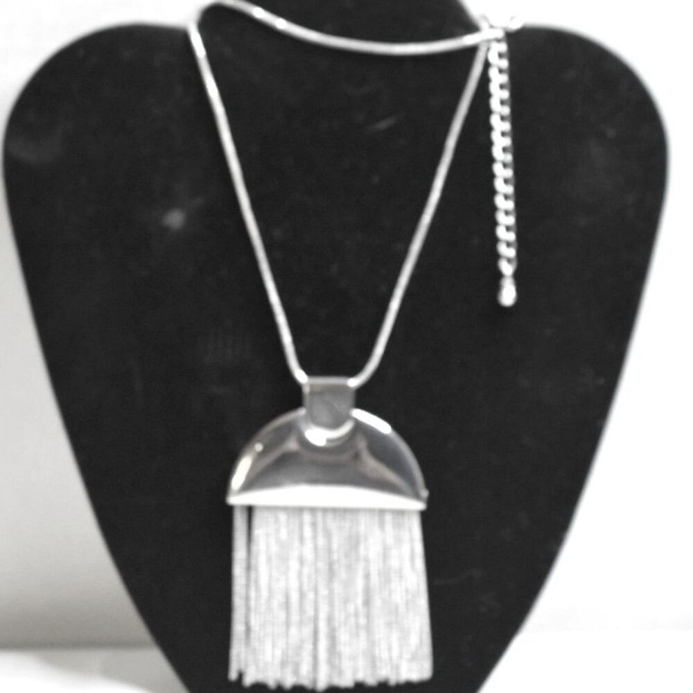 NWOT Half Dome Fine Chain Fringe Tassel Snake Chain Silver Tone 24" Necklace